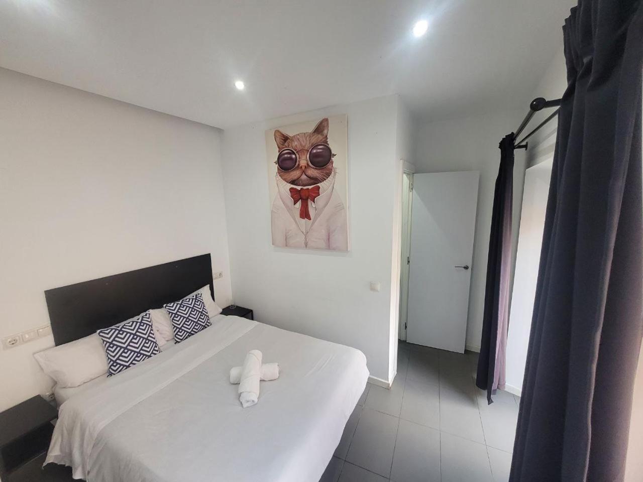 Ayz Frailes - Auto Check-In Property (Adults Only) Malaga Exterior photo